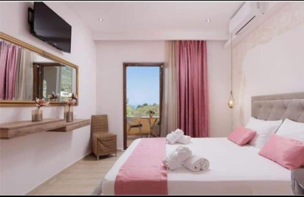 Loukia'S Studios And Apartments 파라모나스 외부 사진
